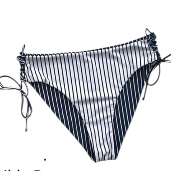 NWT CUPSHE Reversible Striped High-Waisted Side Lace Up Bikini Bottom Si… - Picture 2 of 4